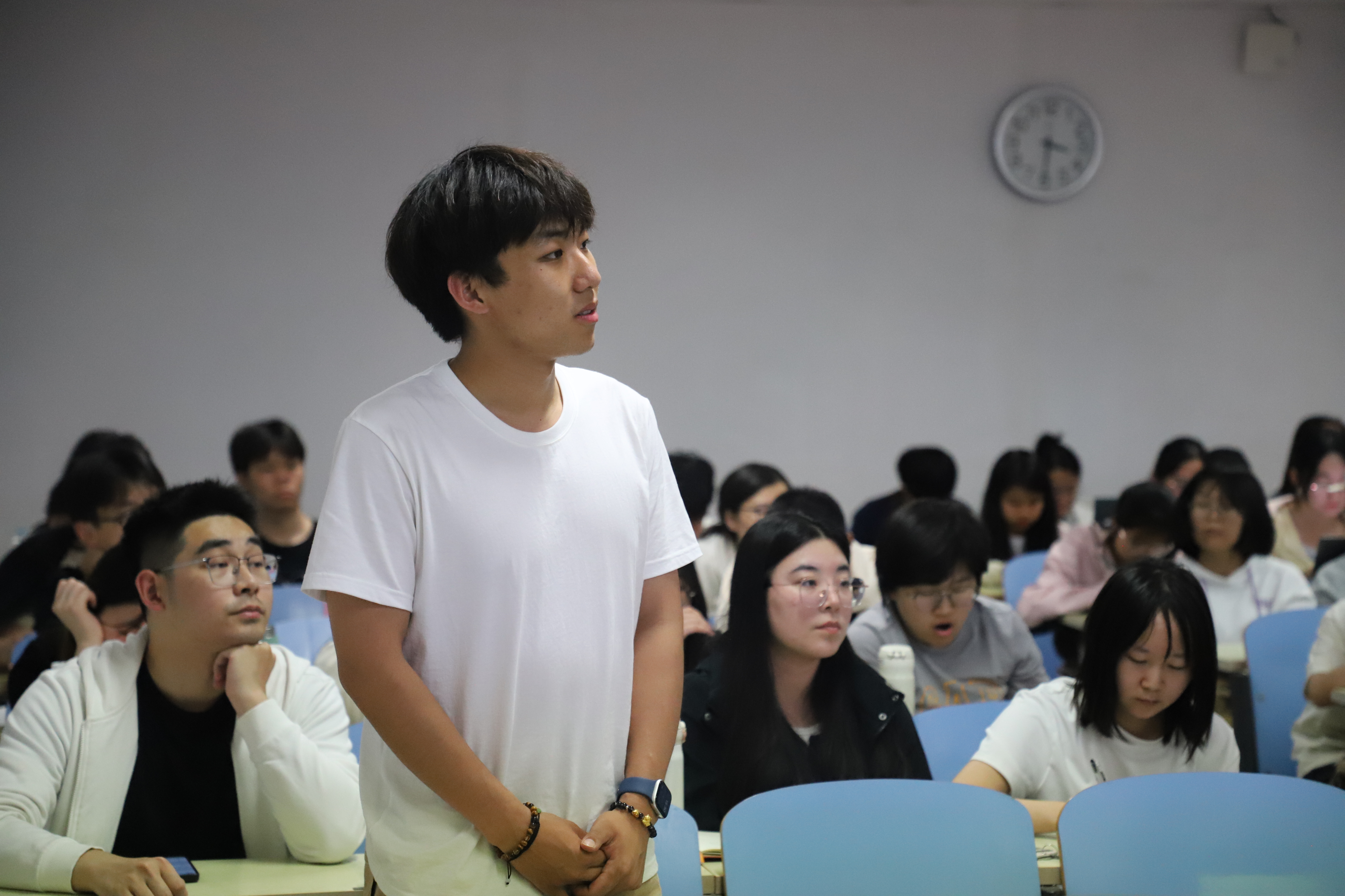 成人直播